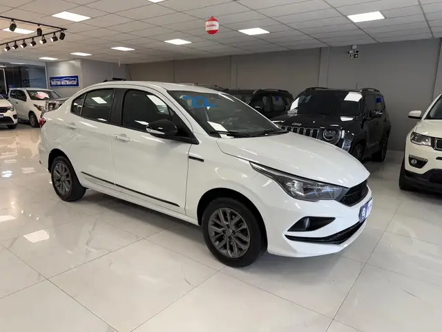 Carro Fiat Cronos 2022 Drive 1.3