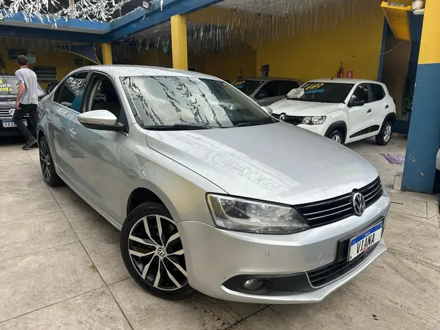 Carro Volkswagen Jetta 2014 2.0 TSI Highline DSG