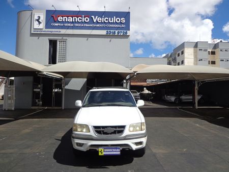 S10 Cabine Dupla S10 Luxe 4x4 2.5 (Cab Dupla)