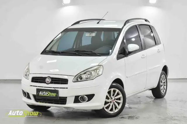 Carro Fiat Idea 2013 Attractive 1.4 8V (Flex)