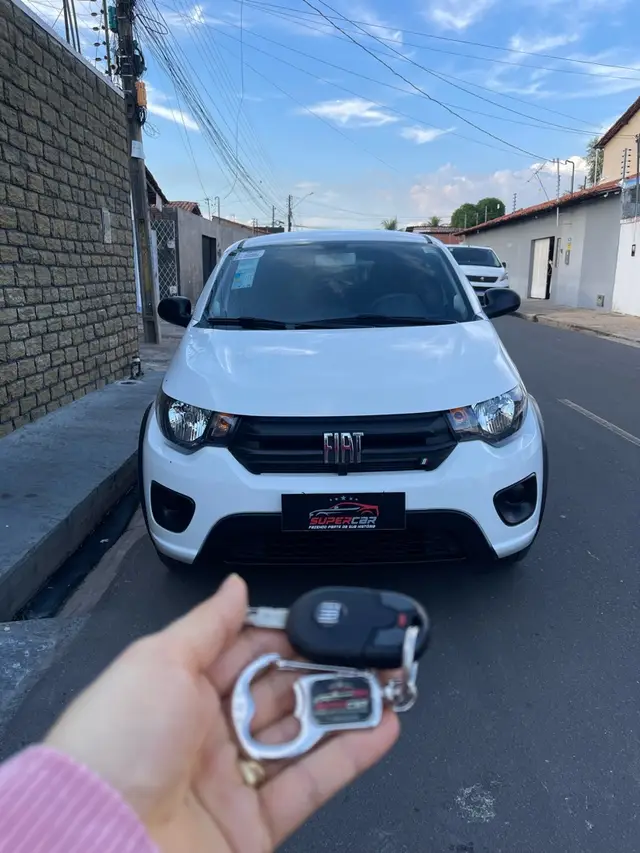 Carro Fiat Mobi 2023 Like 1.0 (Flex)