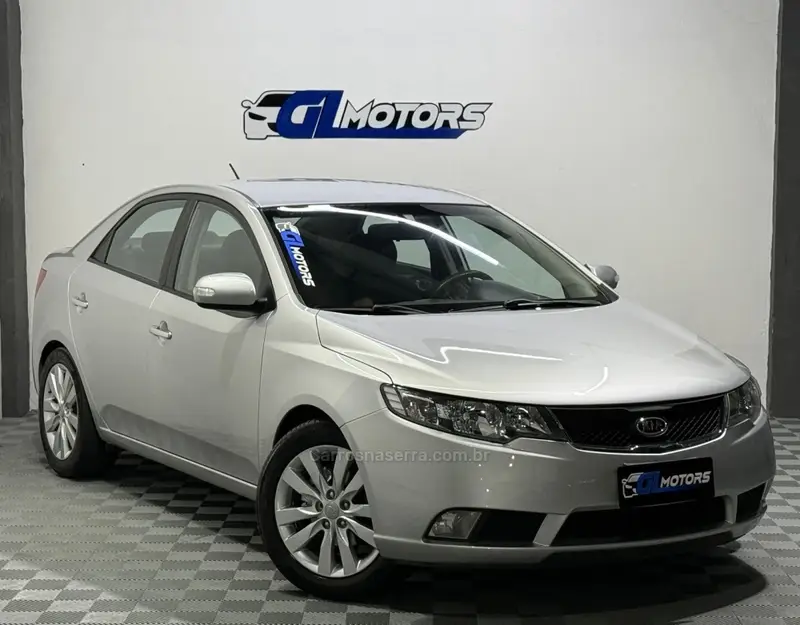Kia Cerato 1.6 16V (Aut)