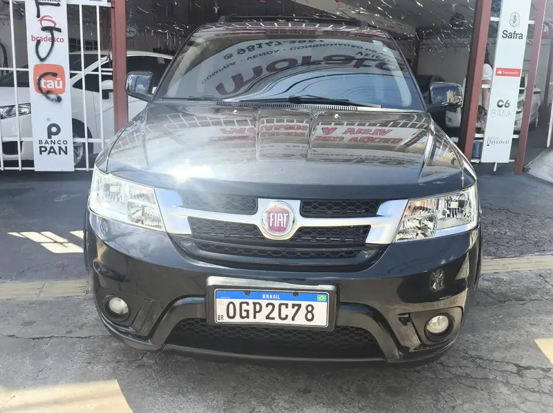 Fiat Freemont 2.4 16V Emotion (Aut)
