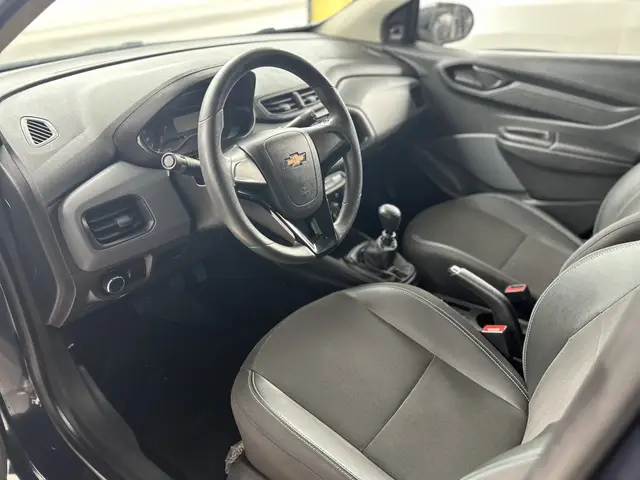 Carro Chevrolet Joy 2020 Hatch 1.0 8V Black Edition (Flex)