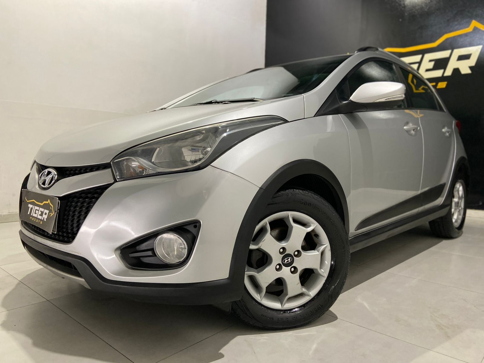 Hyundai HB20X