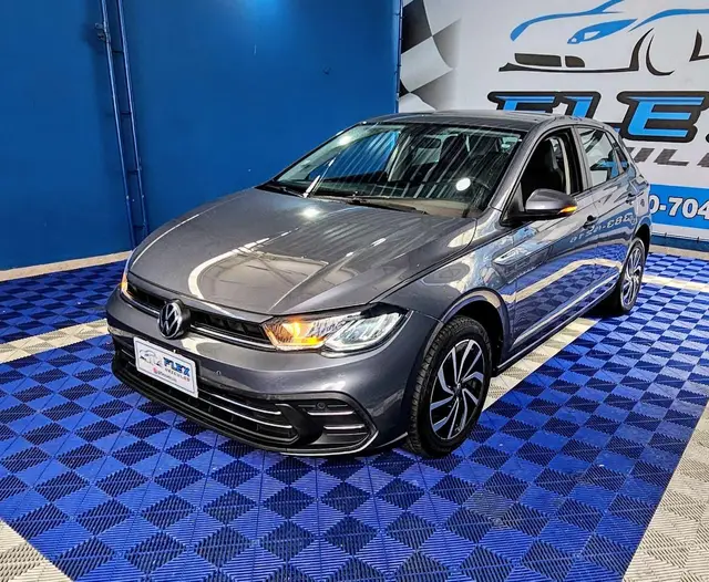 Carro Volkswagen Polo 2023 Highline (Aut) (Flex)
