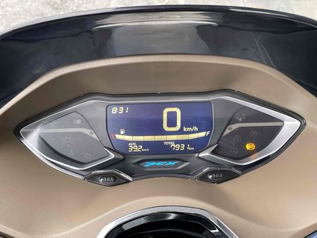 PCX 160 DLX ABS