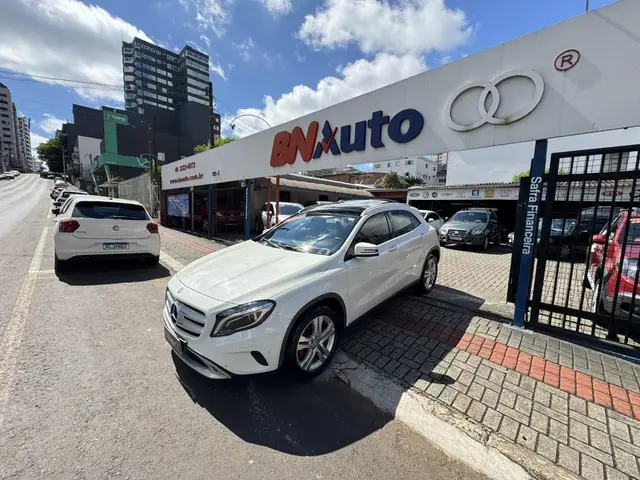 Carro Mercedes-Benz GLA 250  2016 GLA 250 Enduro