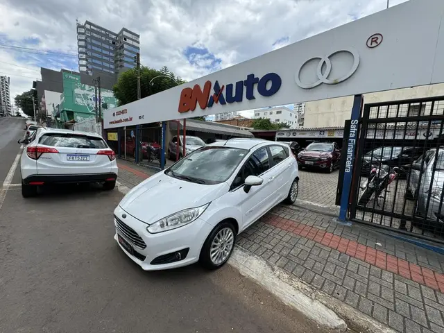 Carro Ford New Fiesta Hatch 2016 New Fiesta Titanium 1.6 16V PowerShift