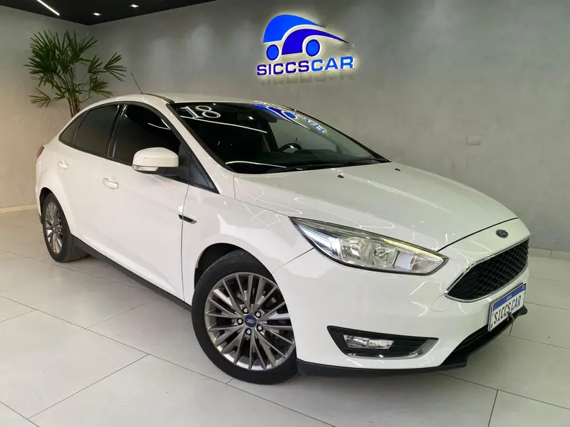Ford Focus Sedan SE Plus 2.0 PowerShift
