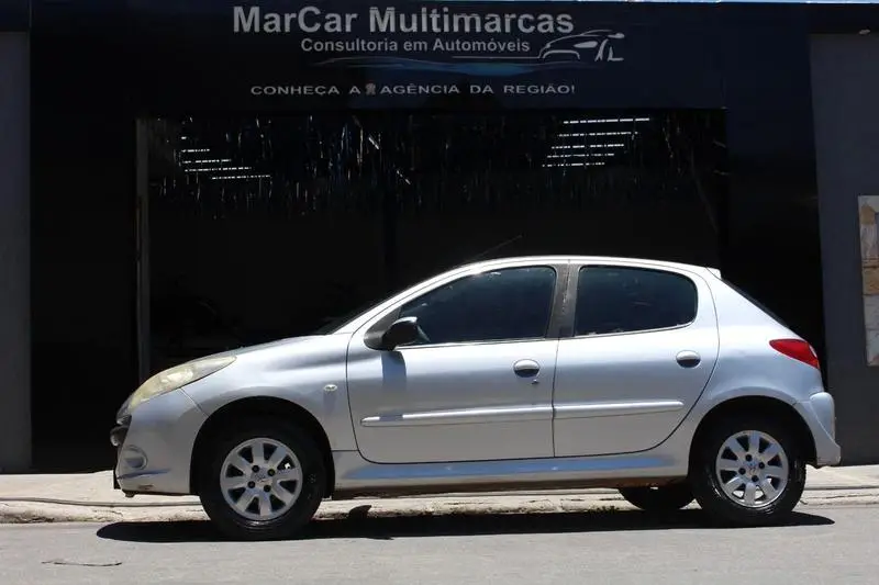Peugeot 207 Hatch XR Sport 1.4 8V (flex)