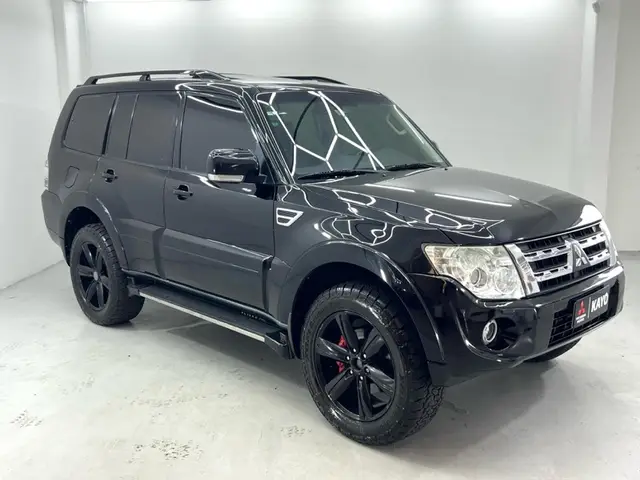 Carro Mitsubishi Pajero Full 2014 3.2 DI-D 5D HPE 4WD