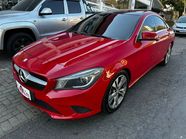 Carro Mercedes-Benz Classe CLA 2014 CLA 200 1st Edition DCT