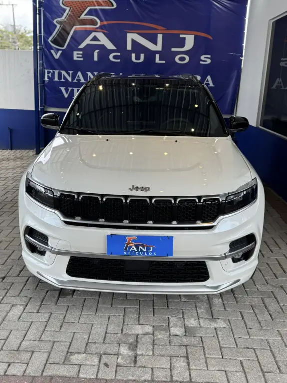 Carro Jeep Commander 2024 Overland 1.3 T270