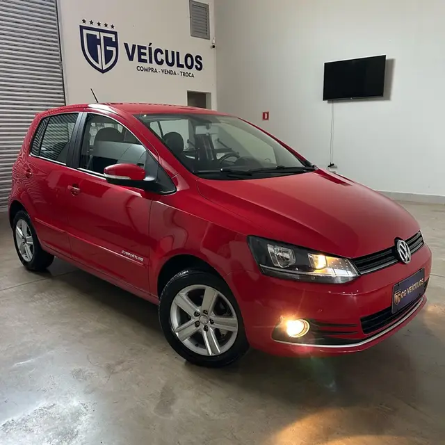 Carro Volkswagen Fox 2016 1.6 MSI Comfortline (Flex)
