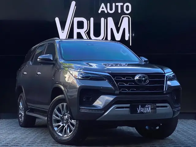 Carro Toyota Hilux Cabine Dupla 2021 SRX 2.8 TDI CD 4x4 (Aut)