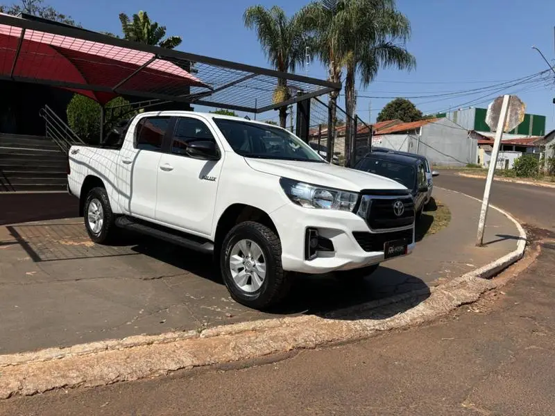 Toyota Hilux 2.8 TDI CD SR 4x4 (Aut)