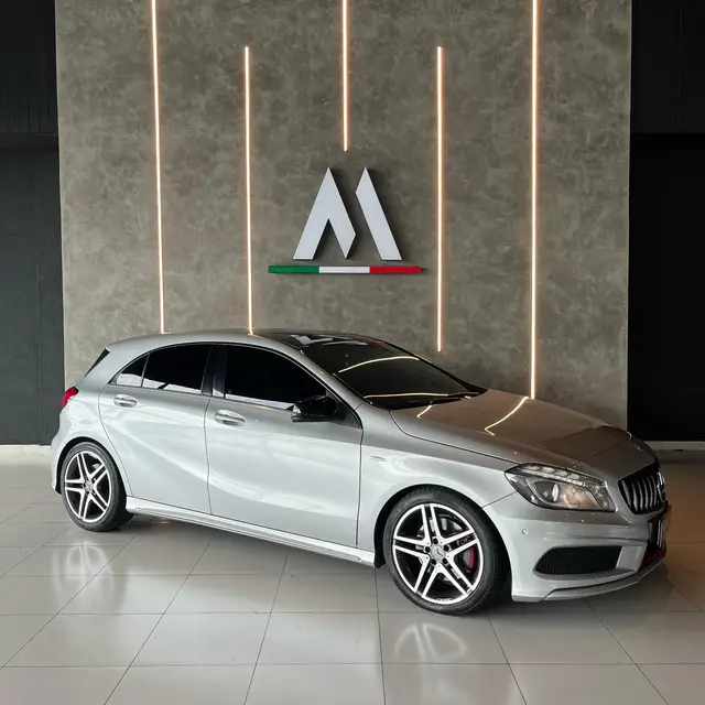Carro Mercedes-Benz Classe A  2014 250 Turbo Sport