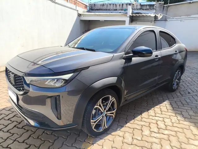 Carro Fiat Fastback 2025 Impetus T200 Hybrid