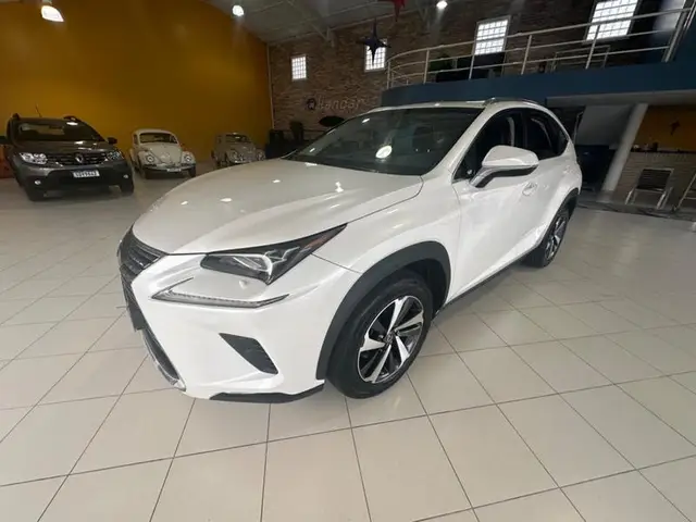 Carro Lexus NX 300 2019 2.5 300H Luxury Auto 4WD