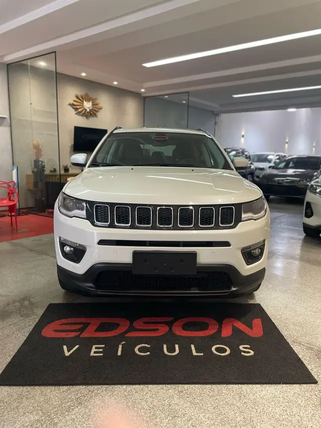 Carro Jeep Compass 2021 2.0 Longitude 4x2 (Aut) (Flex)