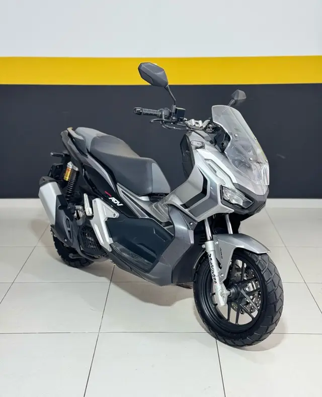Carro Honda ADV 2023 ABS