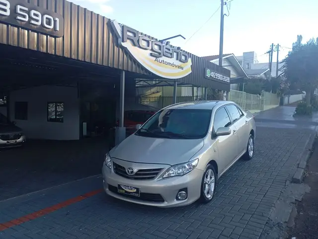 Carro Toyota Corolla 2013 Sedan 1.8 Dual VVT-i GLI (flex)