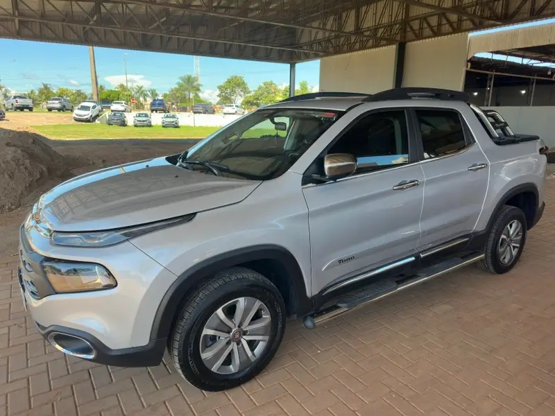 Fiat Toro Freedom 1.8 AT6 4x2 (Flex)