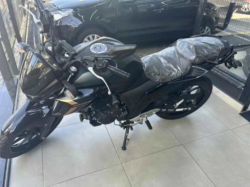 Yamaha Fazer FZ25 ABS