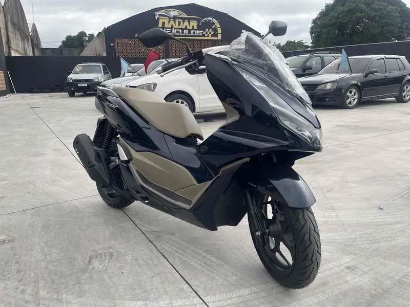 Honda PCX 160 DLX ABS