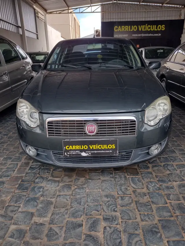 Carro Fiat Siena 2010 ELX 1.0 8V (Flex)