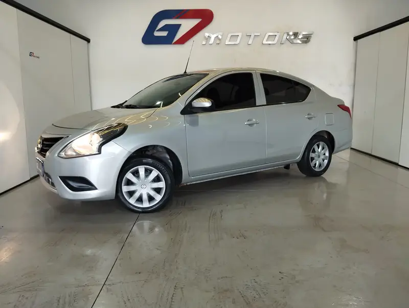 Nissan Versa 1.0 12V (Flex)