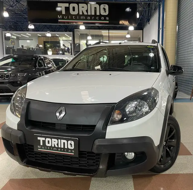 Carro Renault Sandero Stepway 2014 1.6 16V Hi-Flex (aut)