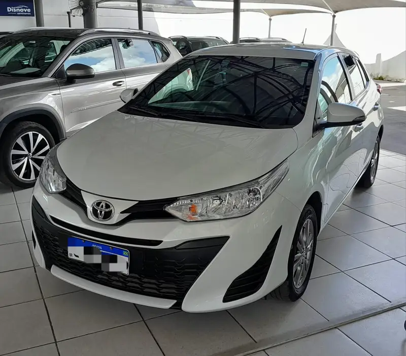 Toyota Yaris 1.5 XL Plus Connect CVT (Flex)
