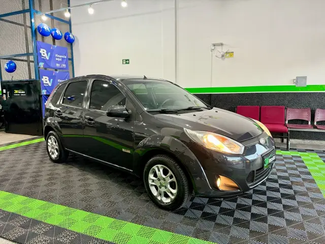 Carro Ford Fiesta Hatch 2013 1.6 (Flex)