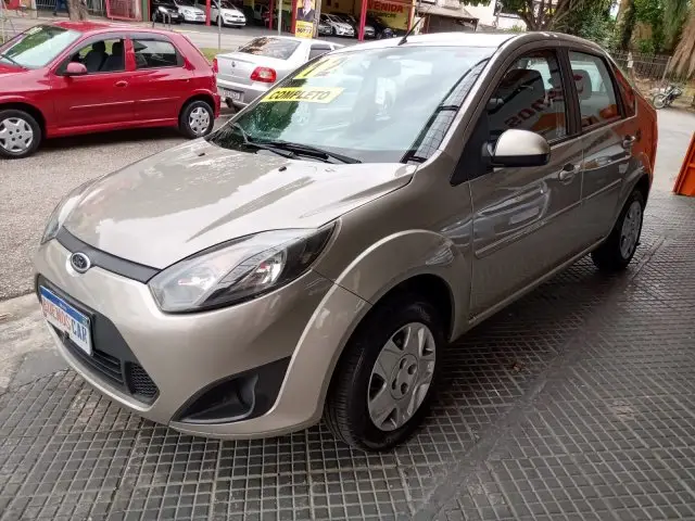 Ford Fiesta Sedan 1.6 (Flex)