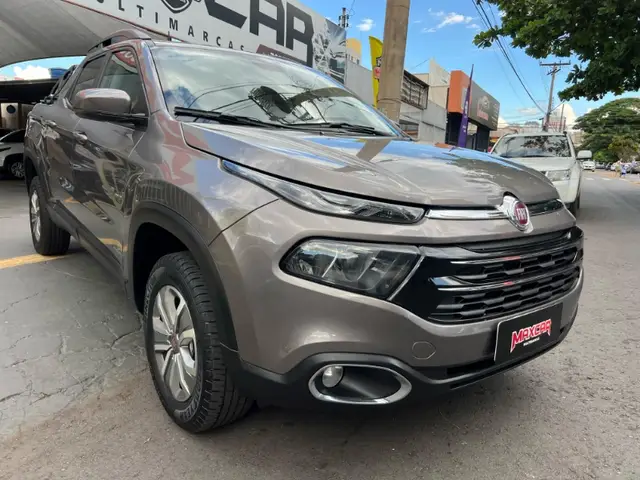 Carro Fiat Toro 2017 Freedom 1.8 AT6 4x2 (Flex)