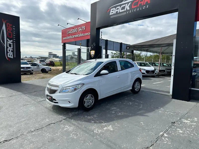 Chevrolet Onix 1.0 LT SPE/4