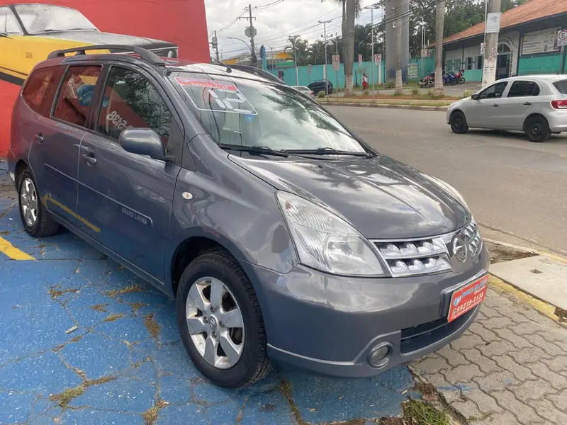 Nissan Grand Livina SL 1.8 16V (flex) (aut)