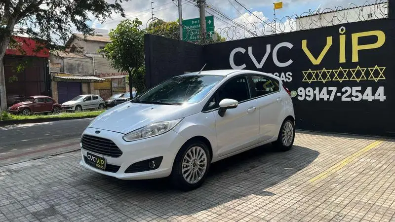 Ford Fiesta Hatch Titanium Powershift 1.6 (Flex)
