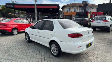 Siena Essence 1.6 16V Dualogic (Flex)