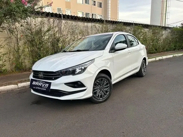 Carro Fiat Cronos 2023 Drive 1.0 (Flex) MT