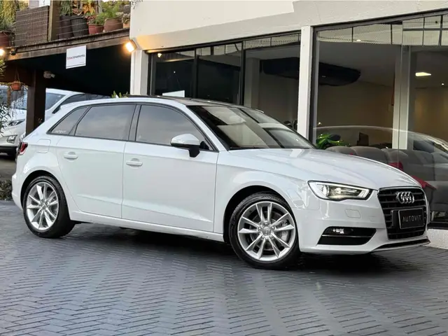 Carro Audi A3 Sportback 2015 A3 1.8 TFSI Sportback Ambition S Tronic