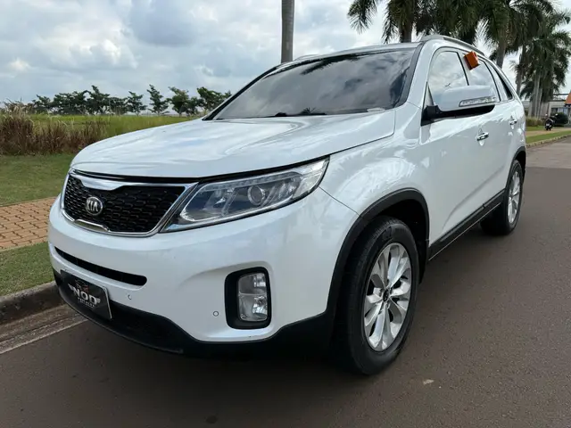 Carro Kia Sorento 2015 2.4 16V 4x2 (Aut)