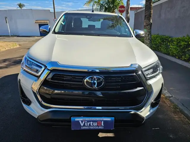 Carro Toyota Hilux Cabine Dupla 2022 SRX 2.8 TDI CD 4x4 (Aut)