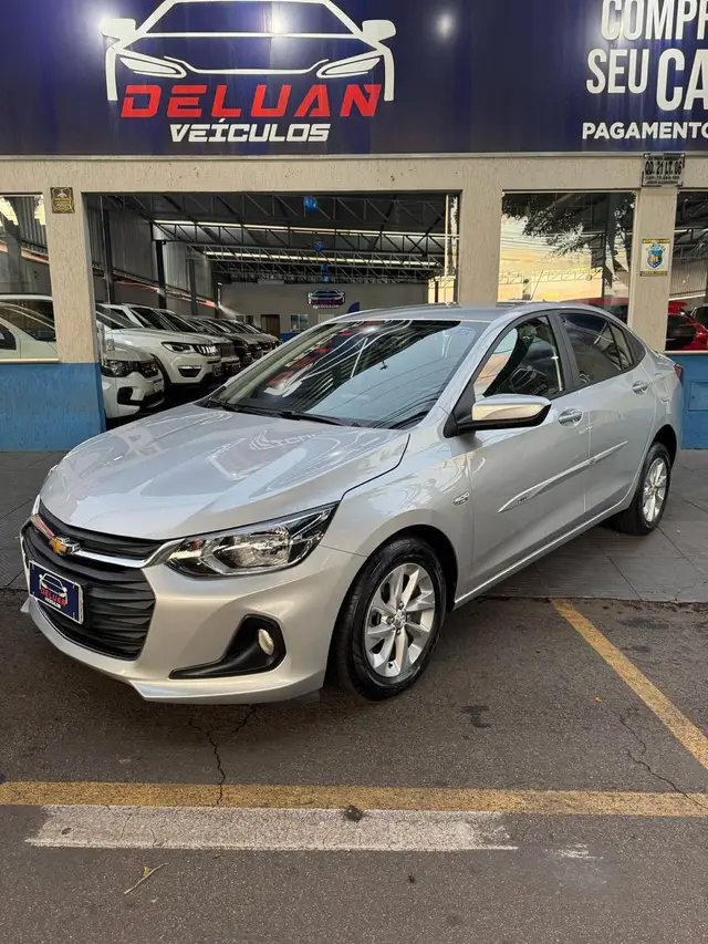 Carro Chevrolet Onix Plus 2020 1.0 LT Turbo (Flex)