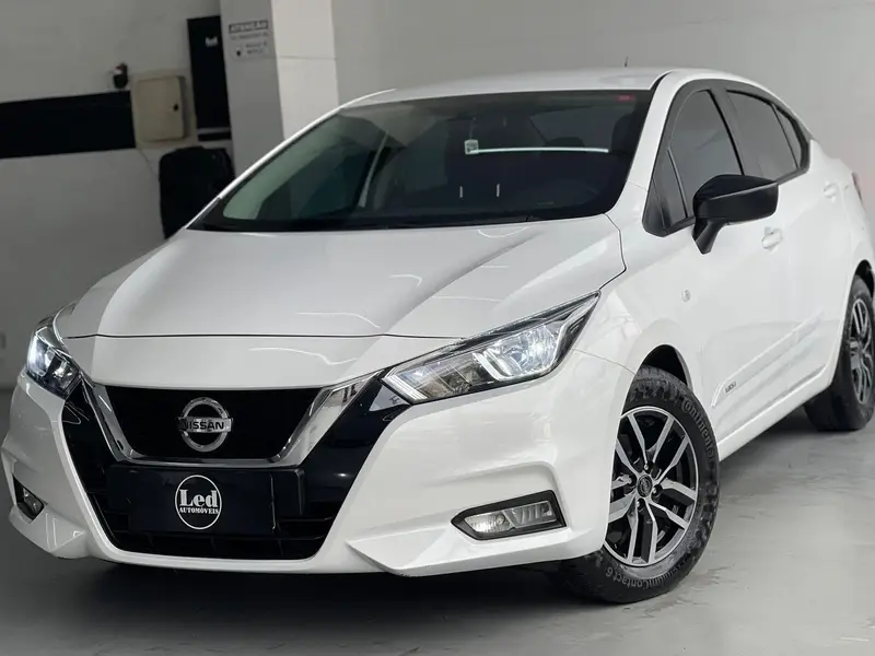 Nissan Versa Sense 1.6 (Flex) (Aut)