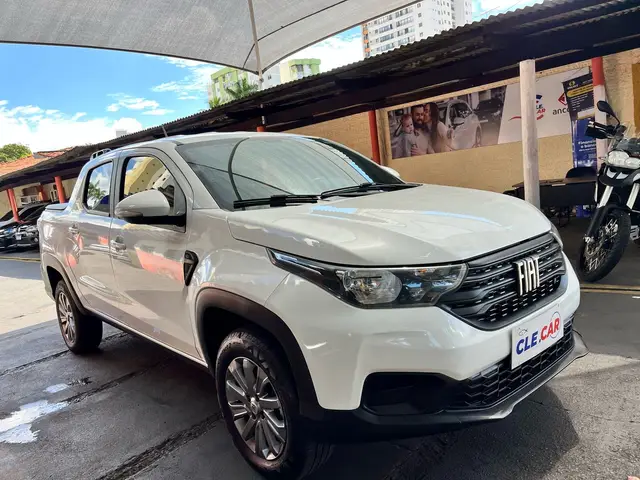 Carro Fiat Strada 2023 Freedom 1.3 CD (Flex)