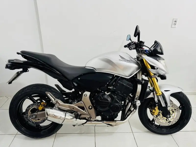 Honda CB 600F Hornet (ABS)