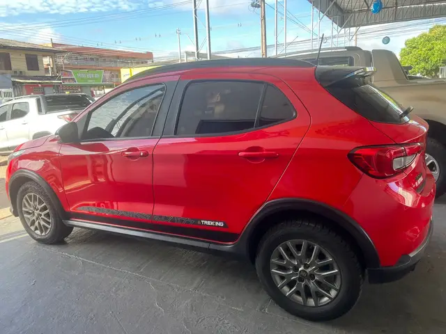 Carro Fiat Argo 2021 Trekking 1.3 (Flex)